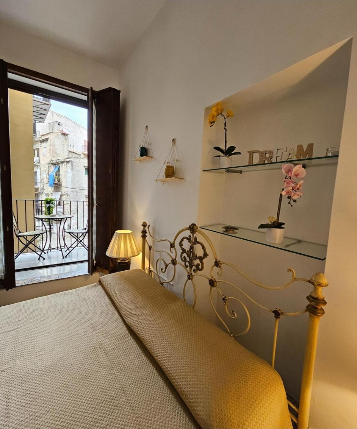 Villa La Rosa Bianca Della Vucciria Palermo Esterno foto