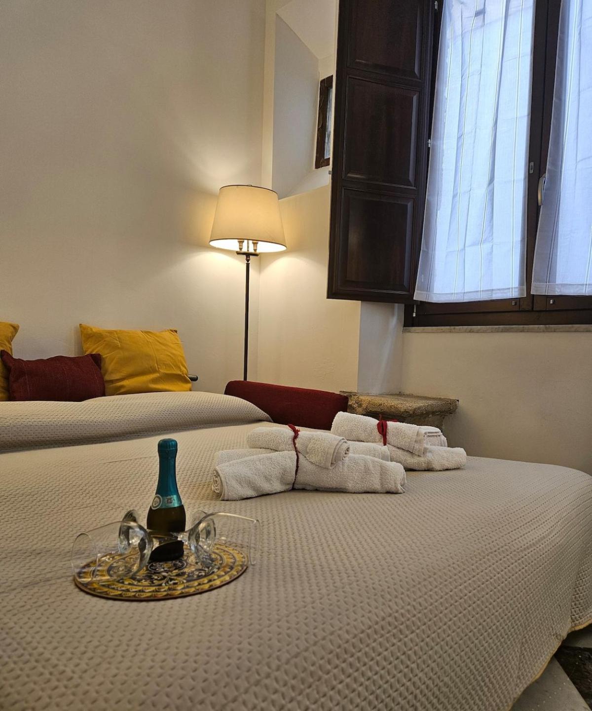 Villa La Rosa Bianca Della Vucciria Palermo Esterno foto