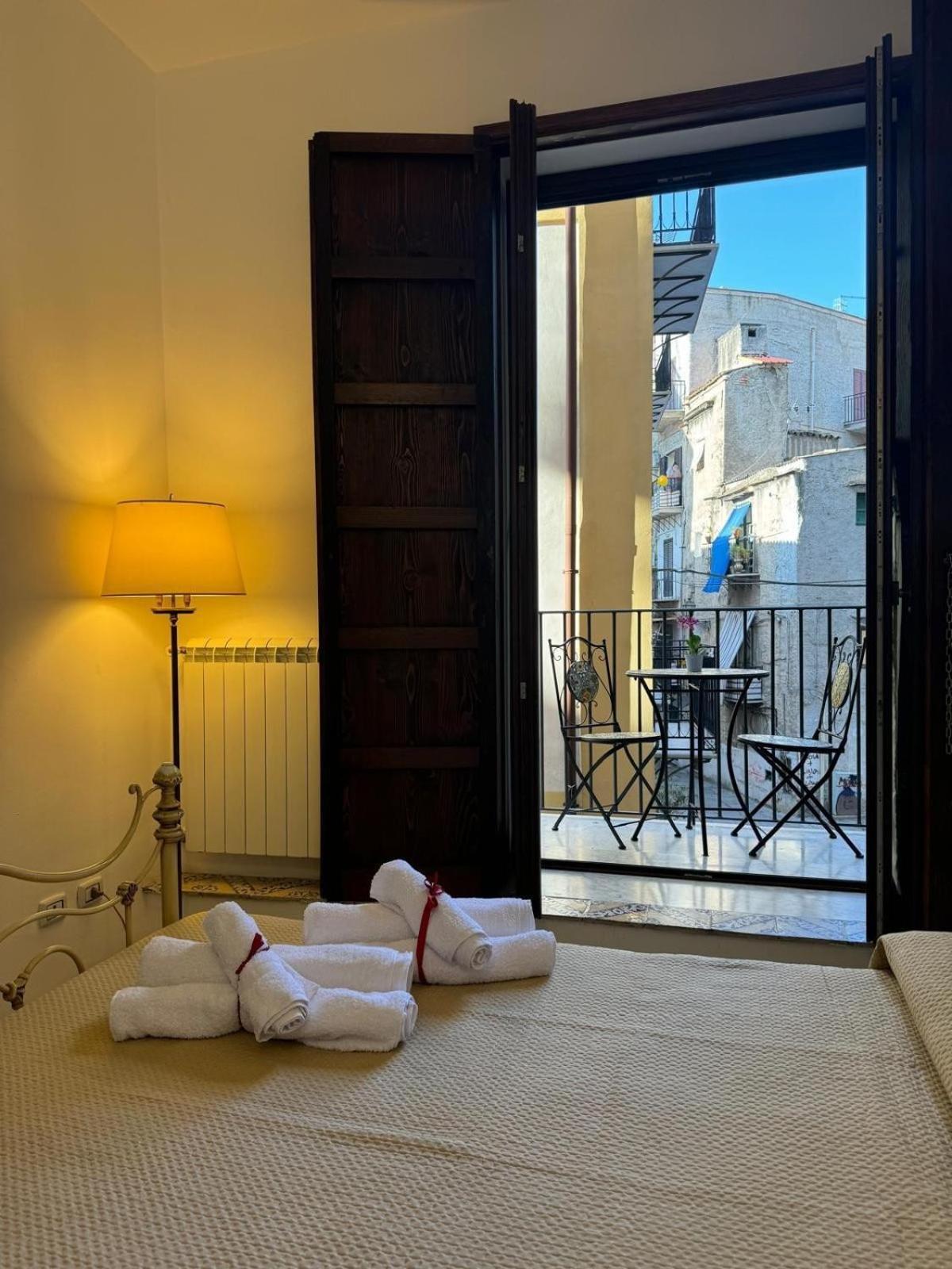 Villa La Rosa Bianca Della Vucciria Palermo Esterno foto